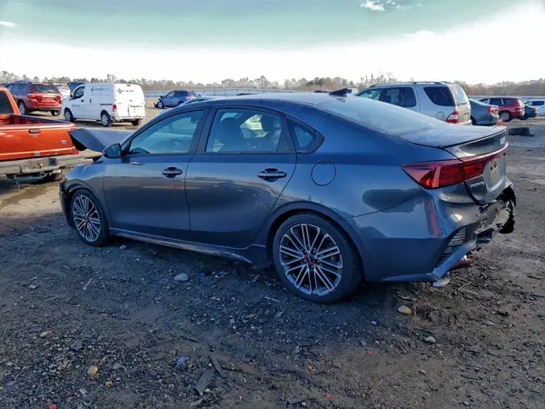 3KPF44AC2NE484945 2022 KIA FORTE - Image 2