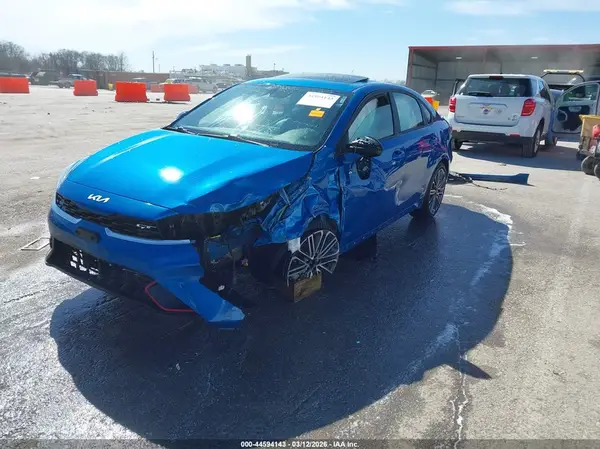 3KPF44AC2NE488249 2022 KIA FORTE - Image 2