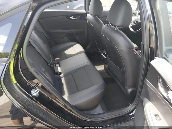 3KPF44AC2PE518336 2023 KIA FORTE - Image 8