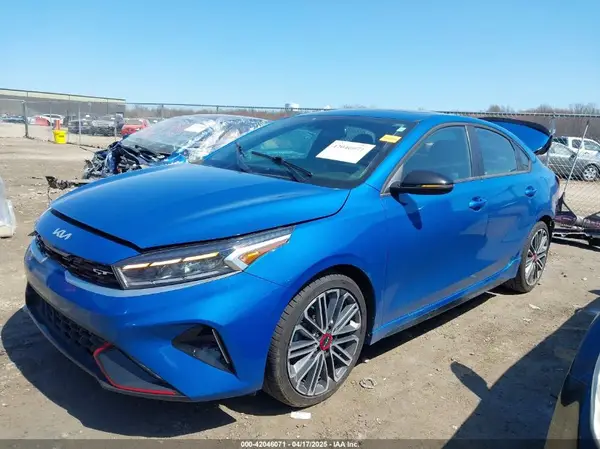 3KPF44AC2PE526176 2023 KIA FORTE - Image 2