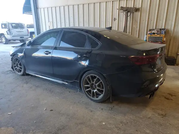 3KPF44AC2PE556584 2023 KIA FORTE - Image 2