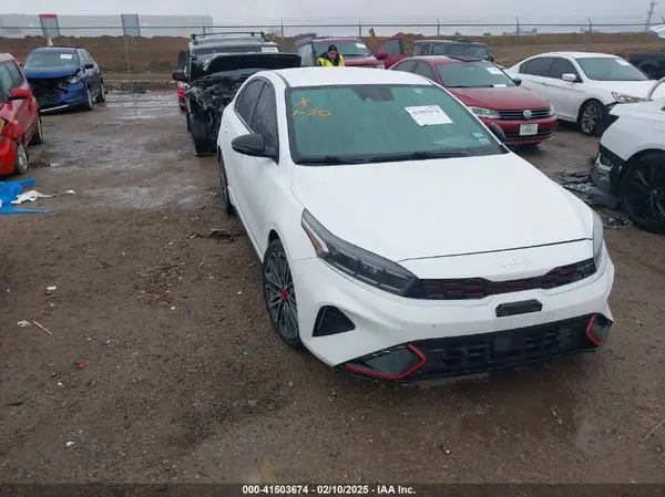 3KPF44AC2PE589830 2023 KIA FORTE - Image 1
