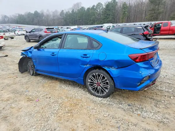3KPF44AC2PE593702 2023 KIA FORTE - Image 2