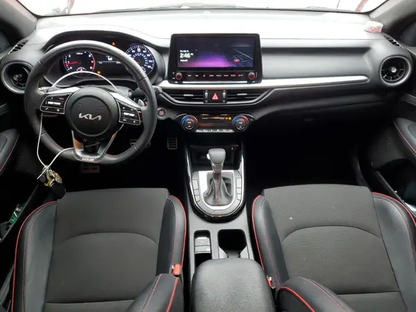 3KPF44AC2PE598768 2023 KIA FORTE - Image 8