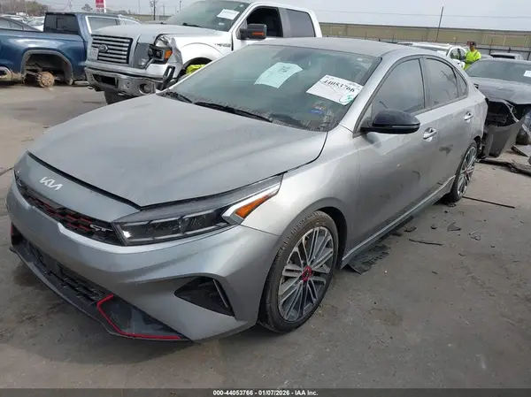 3KPF44AC2PE610675 2023 KIA FORTE - Image 2