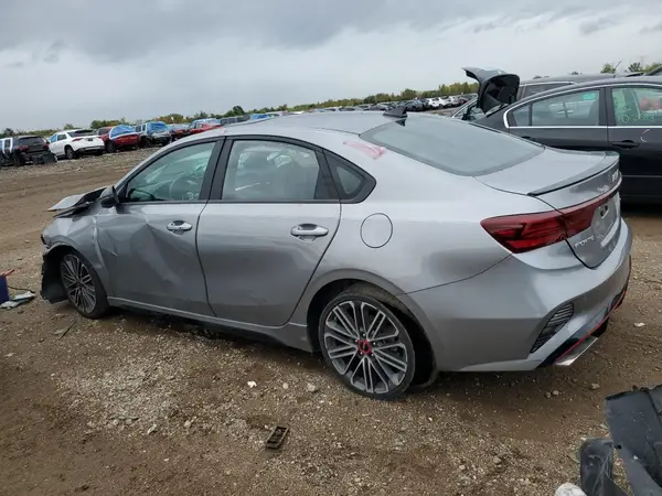 3KPF44AC2RE699988 2024 KIA FORTE - Image 2