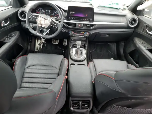 3KPF44AC2RE699988 2024 KIA FORTE - Image 8