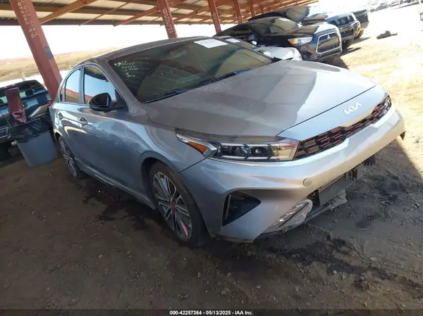 3KPF44AC2RE707104 2024 KIA FORTE - Image 1