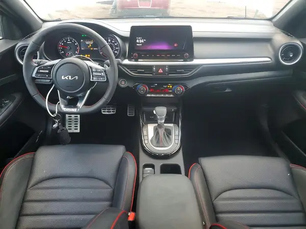 3KPF44AC2RE715445 2024 KIA FORTE - Image 8