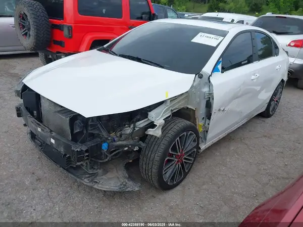 3KPF44AC2RE716501 2024 KIA FORTE - Image 2