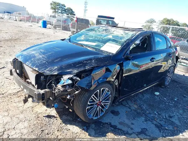 3KPF44AC2RE810233 2024 KIA FORTE - Image 2