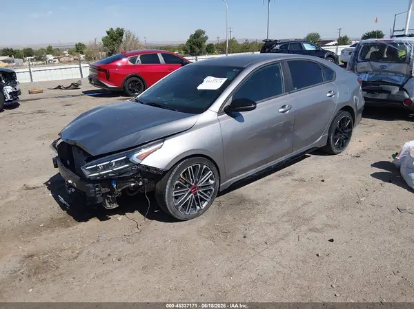 3KPF44AC2RE831017 2024 KIA FORTE - Image 2