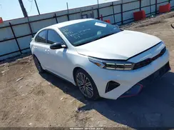 3KPF44AC2RE832877 2024 KIA FORTE