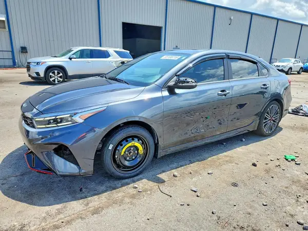 3KPF44AC2RE833964 2024 KIA FORTE - Image 1