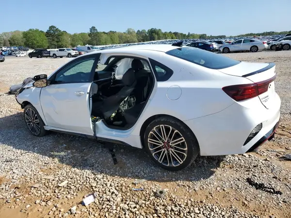 3KPF44AC2RE834175 2024 KIA FORTE - Image 2