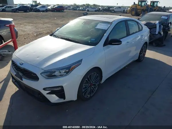 3KPF44AC3LE211249 2020 KIA FORTE - Image 2