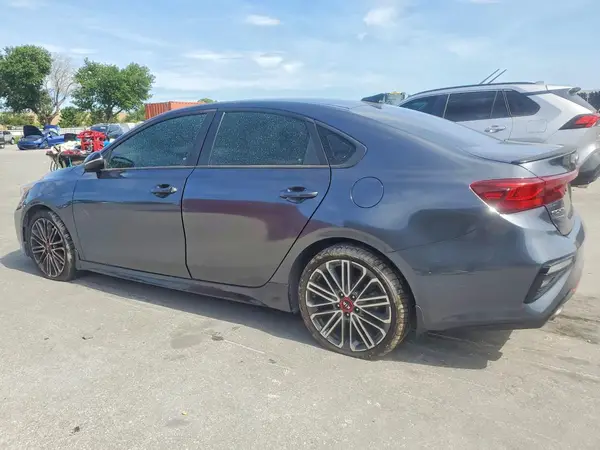 3KPF44AC3LE256806 2020 KIA FORTE - Image 2