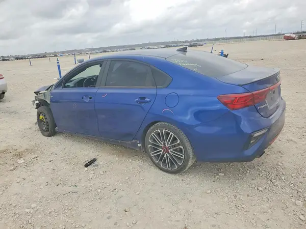 3KPF44AC3ME272229 2021 KIA FORTE - Image 2