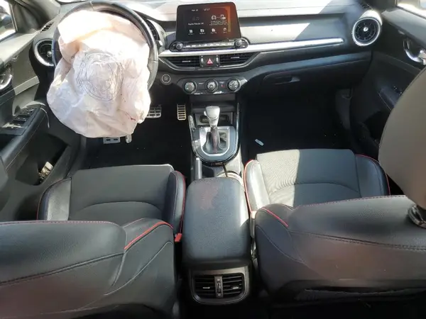 3KPF44AC3ME318013 2021 KIA FORTE - Image 8