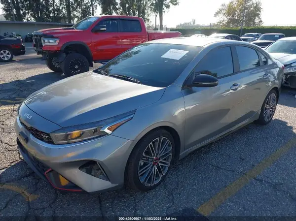 3KPF44AC3NE477485 2022 KIA FORTE - Image 2