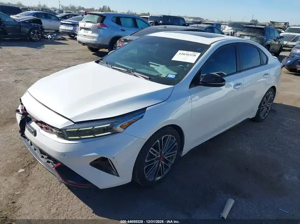 3KPF44AC3NE479205 2022 KIA FORTE - Image 2