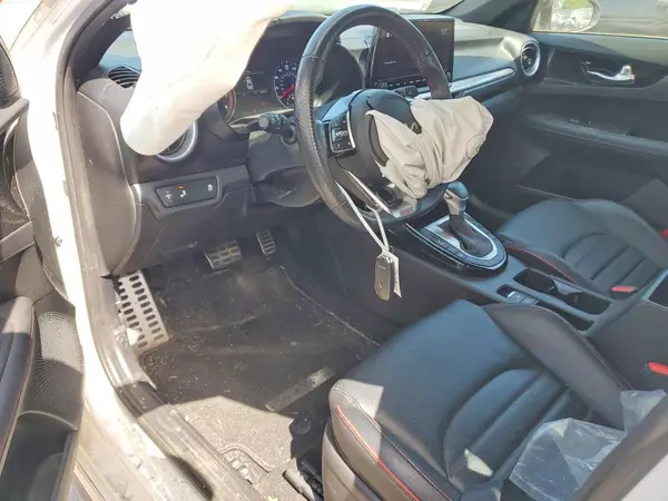 3KPF44AC3NE495968 2022 KIA FORTE - Image 8