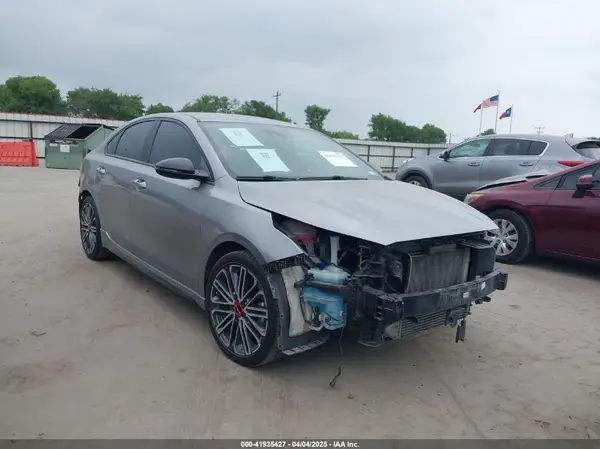 3KPF44AC3PE578139 2023 KIA FORTE - Image 1