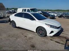 3KPF44AC3PE592249 2023 KIA FORTE