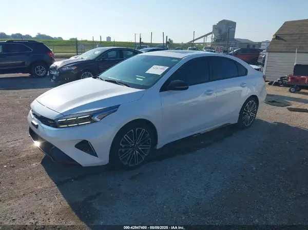 3KPF44AC3PE592249 2023 KIA FORTE - Image 2