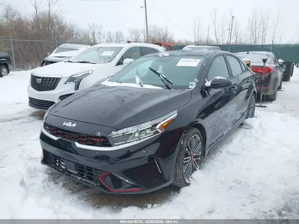 3KPF44AC3PE604349 2023 KIA FORTE - Image 2