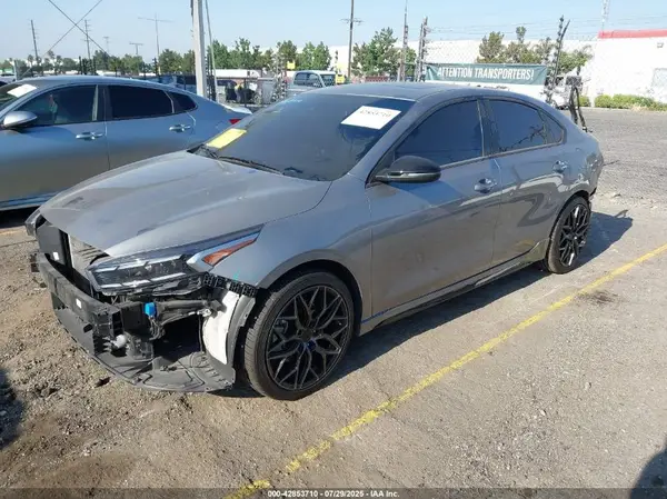 3KPF44AC3PE605937 2023 KIA FORTE - Image 2