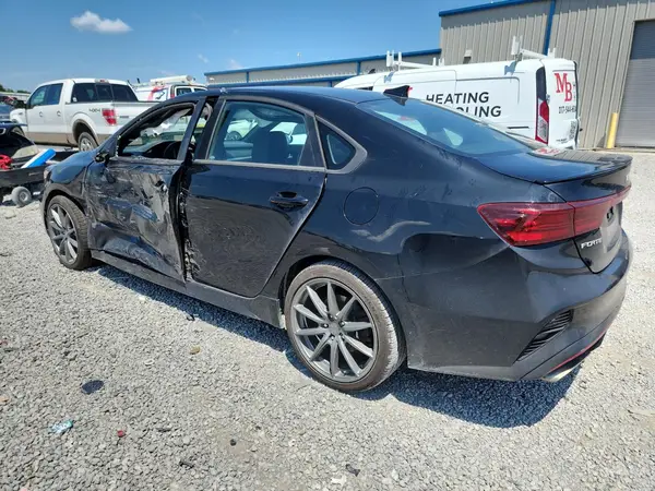3KPF44AC3PE628537 2023 KIA FORTE - Image 2