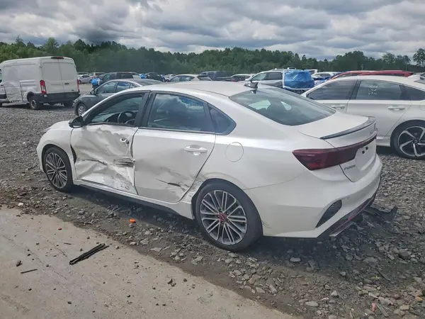 3KPF44AC3PE633253 2023 KIA FORTE - Image 2