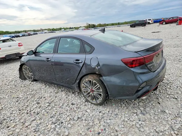 3KPF44AC3PE639358 2023 KIA FORTE - Image 2