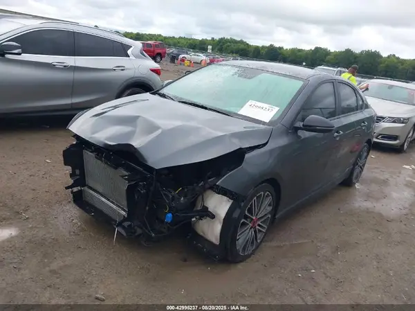 3KPF44AC3PE680413 2023 KIA FORTE - Image 2