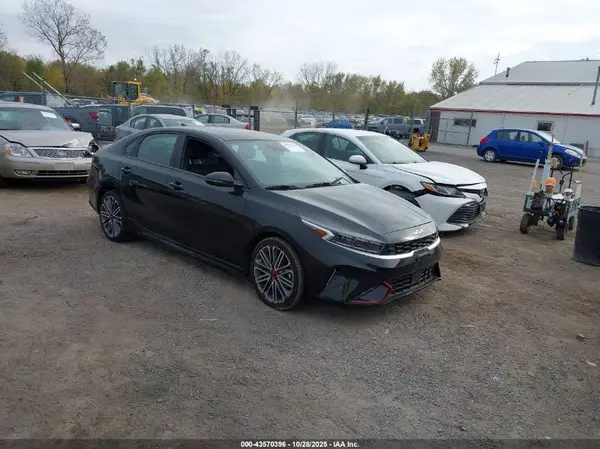 3KPF44AC3RE799582 2024 KIA FORTE - Image 1