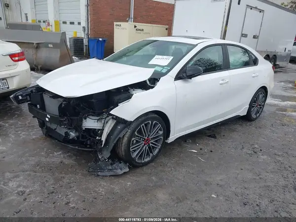 3KPF44AC3RE822391 2024 KIA FORTE - Image 2