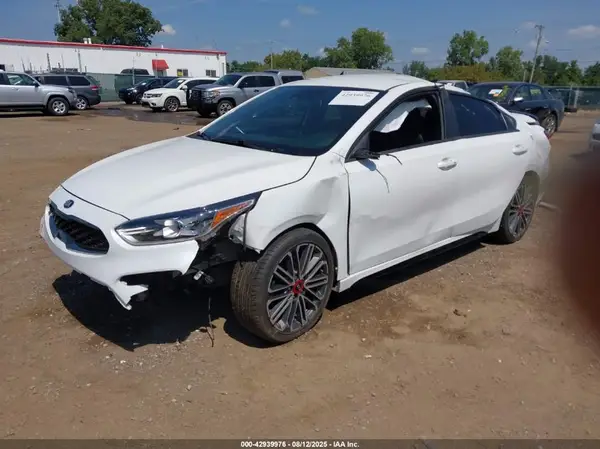 3KPF44AC4LE252974 2020 KIA FORTE - Image 2