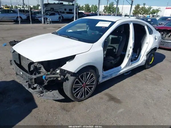 3KPF44AC4ME375109 2021 KIA FORTE - Image 2