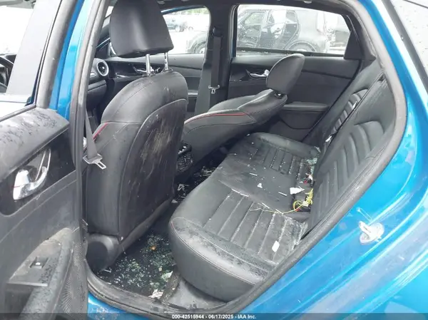 3KPF44AC4NE425086 2022 KIA FORTE - Image 8
