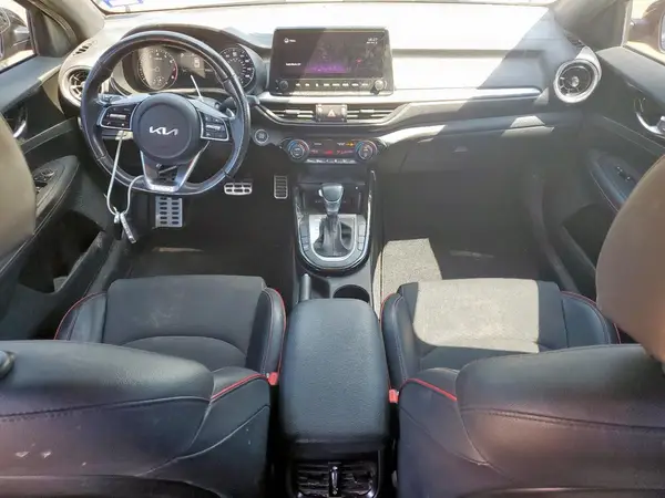 3KPF44AC4NE465331 2022 KIA FORTE - Image 8