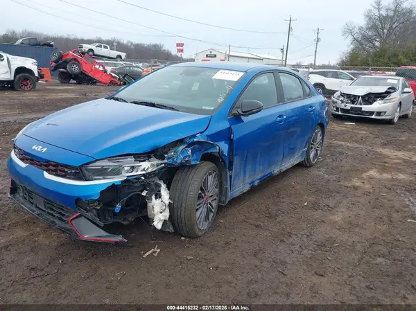 3KPF44AC4NE499494 2022 KIA FORTE - Image 2