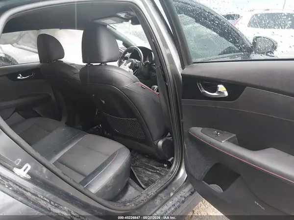 3KPF44AC4PE516569 2023 KIA FORTE - Image 8