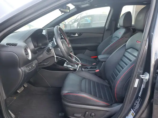 2023 KIA FORTE auction photo 7