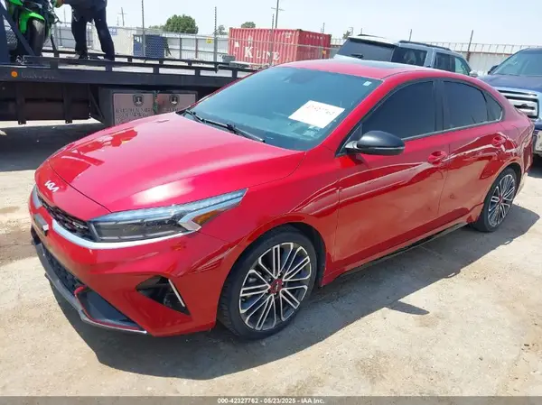 3KPF44AC4PE531458 2023 KIA FORTE - Image 2