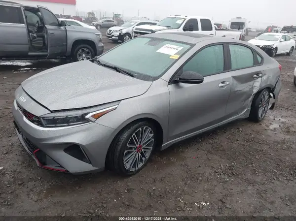 3KPF44AC4PE536398 2023 KIA FORTE - Image 2