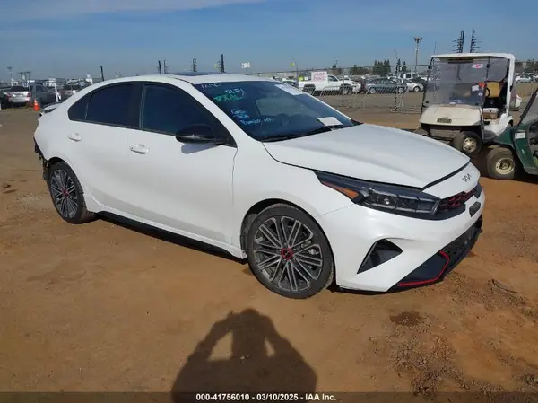 3KPF44AC4PE571071 2023 KIA FORTE - Image 1