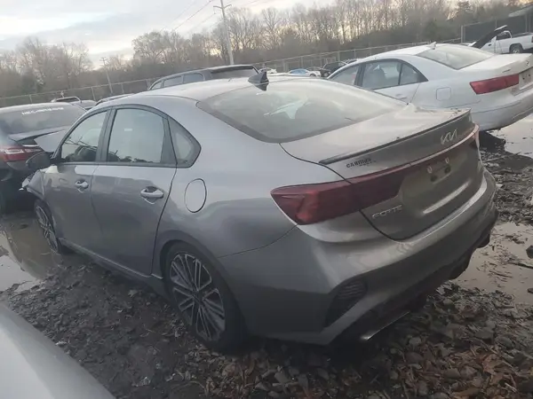 3KPF44AC4PE607437 2023 KIA FORTE - Image 2