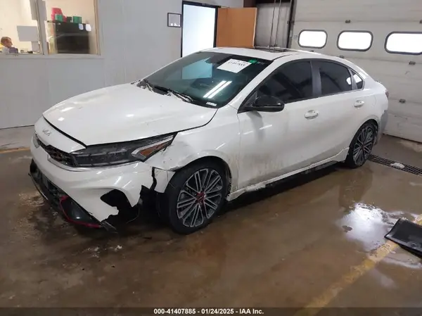 3KPF44AC4RE704155 2024 KIA FORTE - Image 2