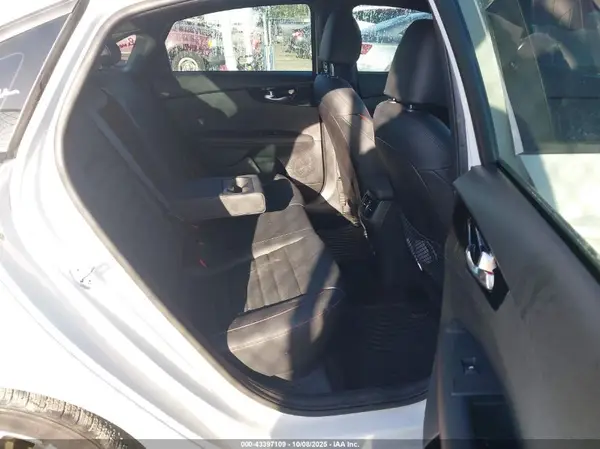 3KPF44AC4RE729587 2024 KIA FORTE - Image 8